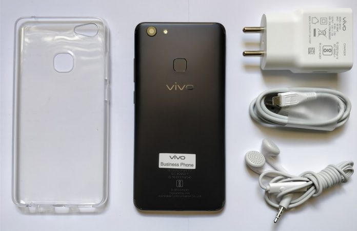 Unboxing Vivo V7 Plus Hands On & First Impression V7 Plus-techinfoBiT
