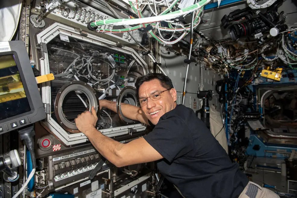 NASA Astronaut Frank Rubio Safely Returns to Earth Spent 371 Days in Space-techinfoBiT